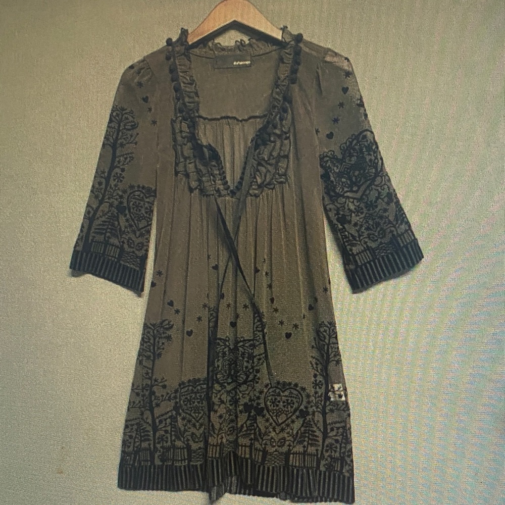 Boho Ruffle V-Neck Olive Green Tunic with Black Pattern